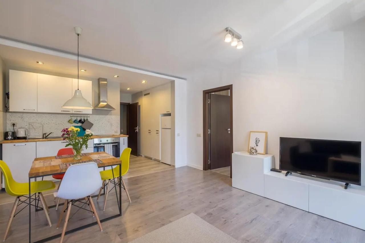 Quiet & Airy Modern Apt. Top Centre Free Parking София Экстерьер фото